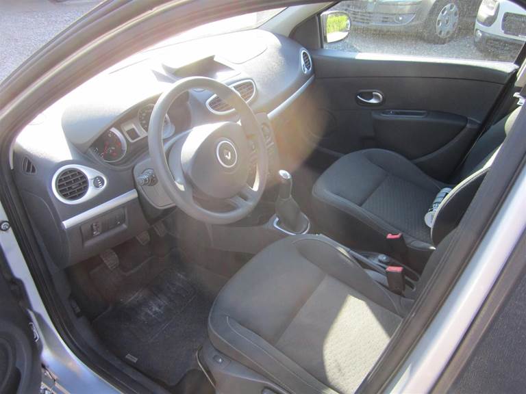 Renault Clio 1,2 16V Pack 75HK 5d