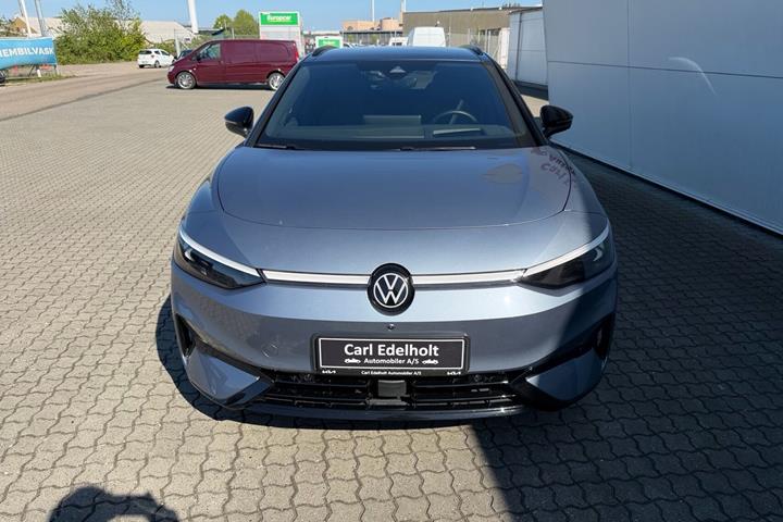 Blå VW ID.7 fra 2024