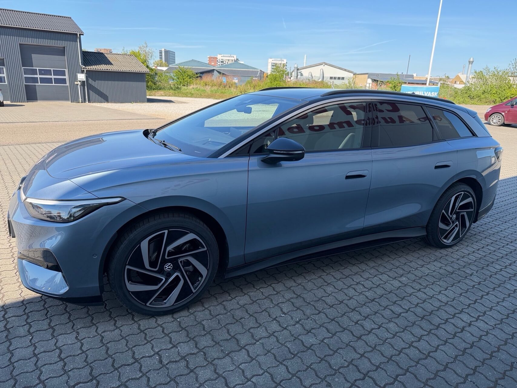 Blå VW ID.7 fra 2024