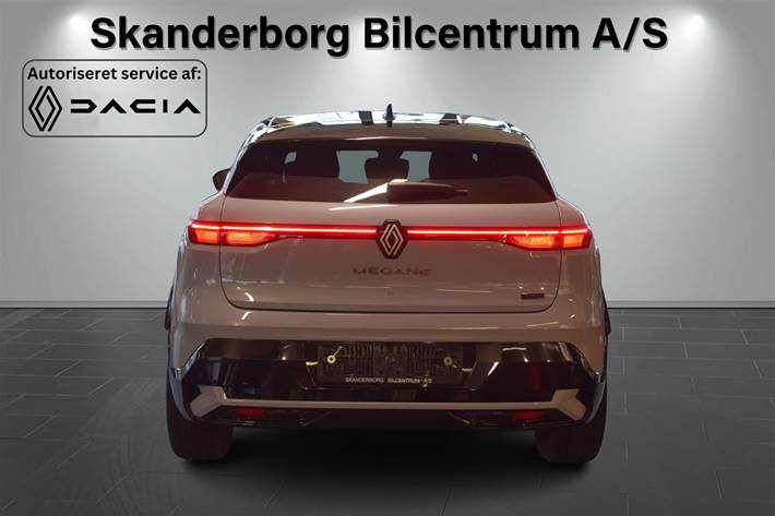 Grå Renault Mégane fra 2023