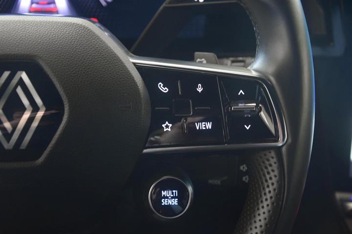 Grå Renault Mégane fra 2023