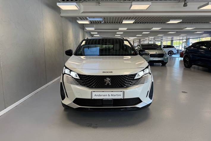 Hvid Peugeot 3008 fra 2021