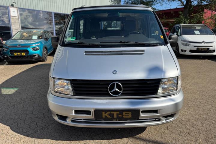 undefined Mercedes Vito 112 fra 2001 set udefra