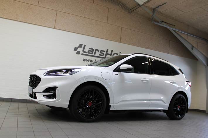 Hvid Ford Kuga fra 2020