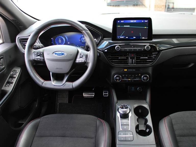 Ford Kuga 2,5 PHEV ST-Line X CVT
