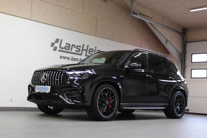 Sort Mercedes GLE53 fra 2025