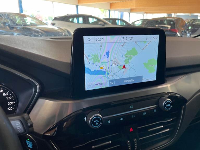 Ford Kuga 2,5 PHEV Titanium X CVT