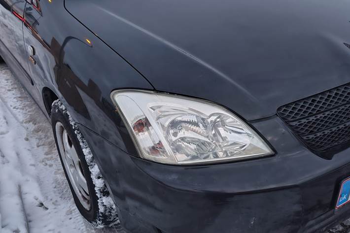 Sort Toyota Corolla fra 2002