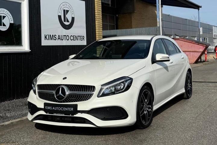 undefined Mercedes A180 d fra 2017 set udefra