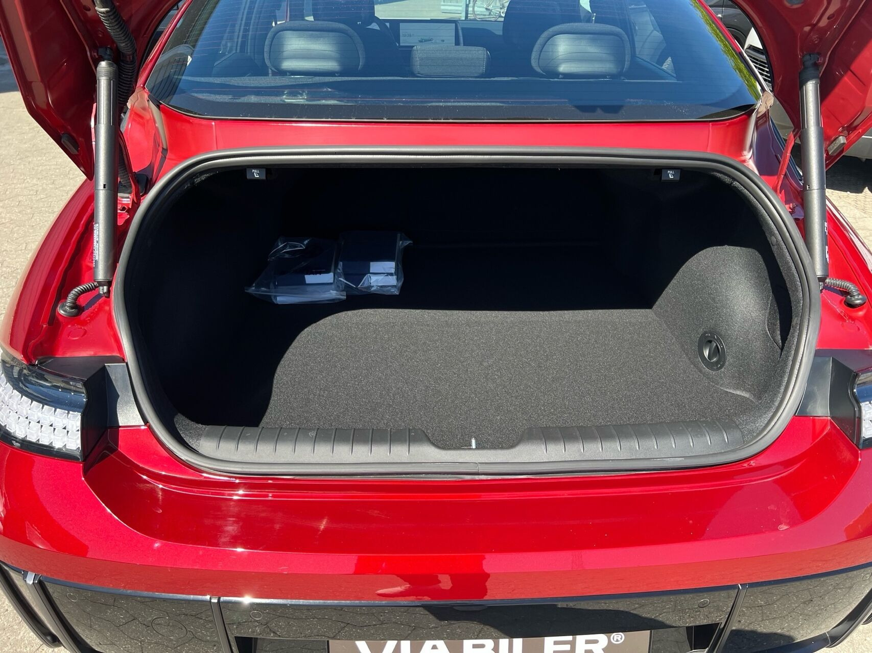 Rød Hyundai Ioniq 6 fra 2026