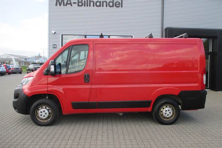 Rød Citroën Jumper fra 2021