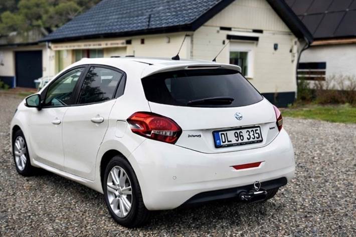 undefined Peugeot 208 fra 2017