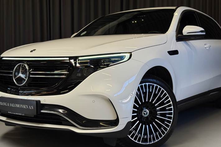 Hvid Mercedes EQC400 fra 2020