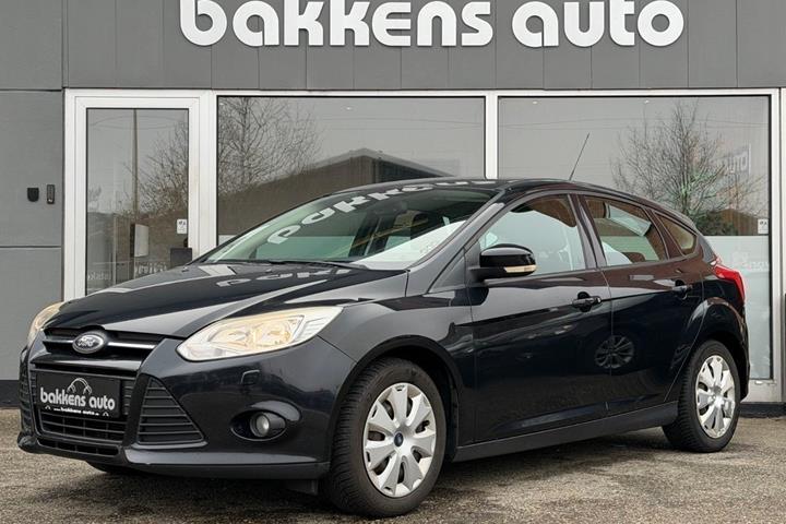 undefined Ford Focus fra 2011 set udefra