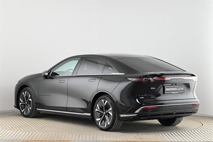 Sort Mazda 6e fra 2026