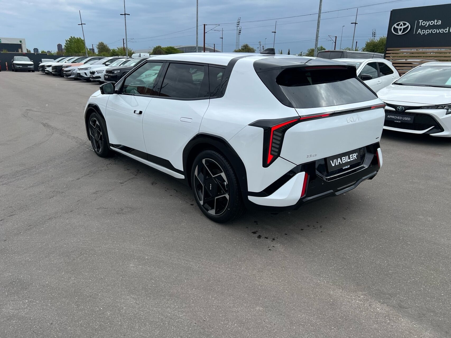 Hvid Kia EV4 fra 2026