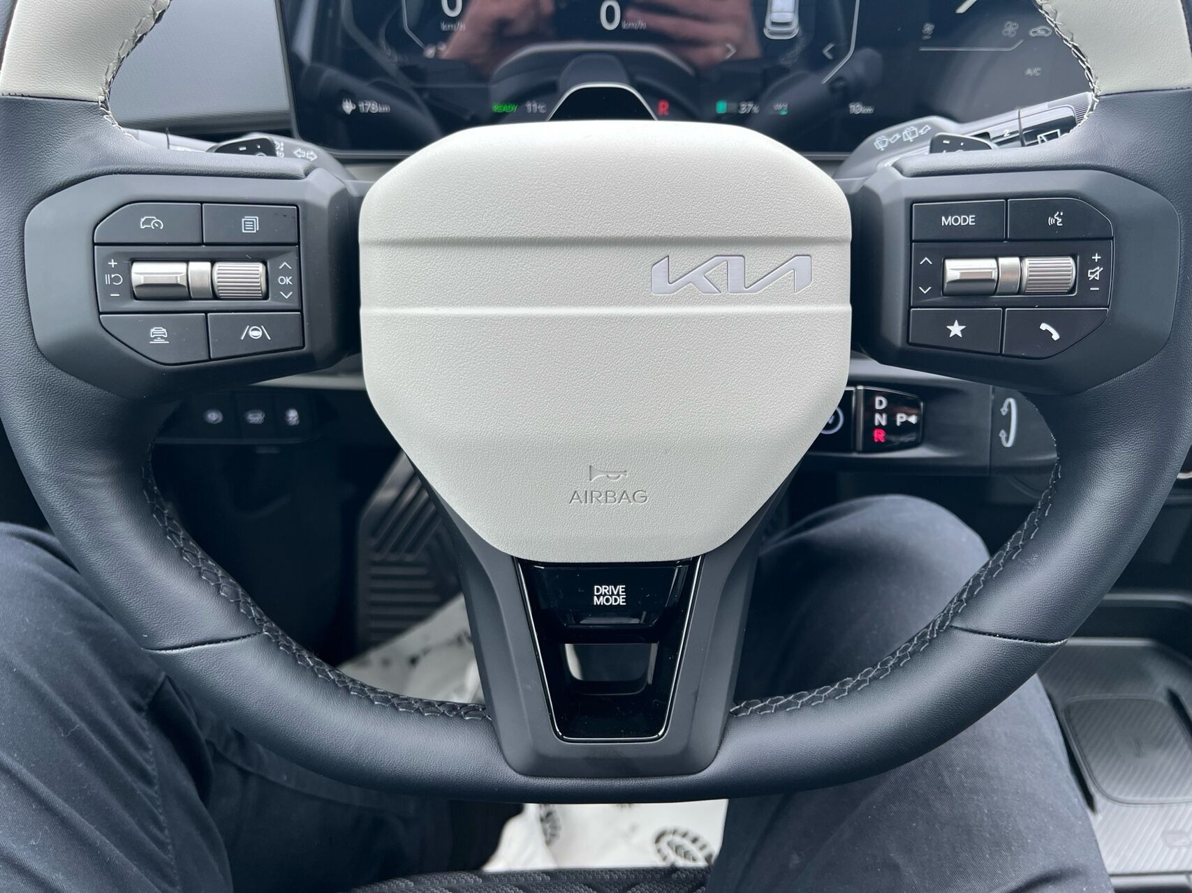 Hvid Kia EV4 fra 2026