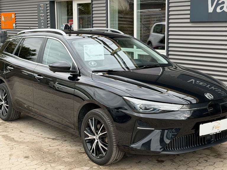 MG MG5 61 Luxury