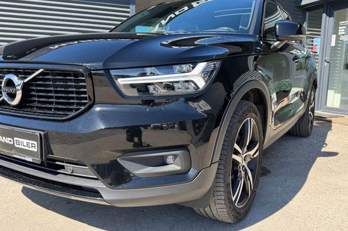 Sort Volvo XC40 fra 2019