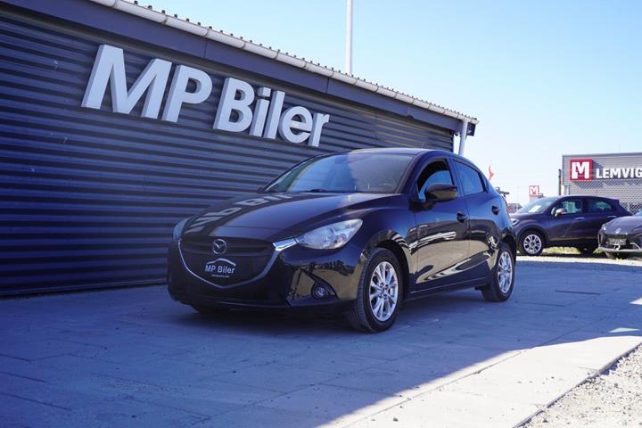 Sort Mazda 2 fra 2015