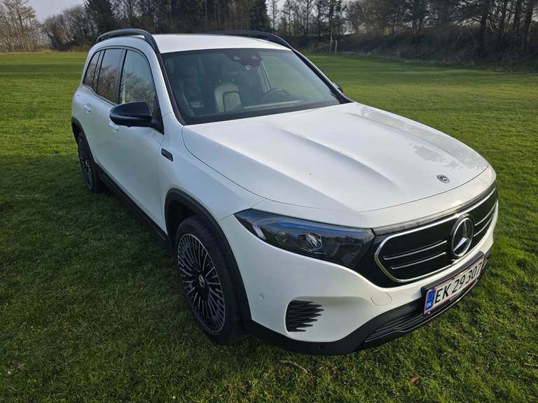 Mercedes EQB250 AMG Line 7prs