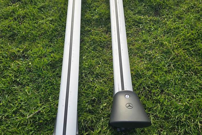 Hvid Mercedes EQB250 fra 2022