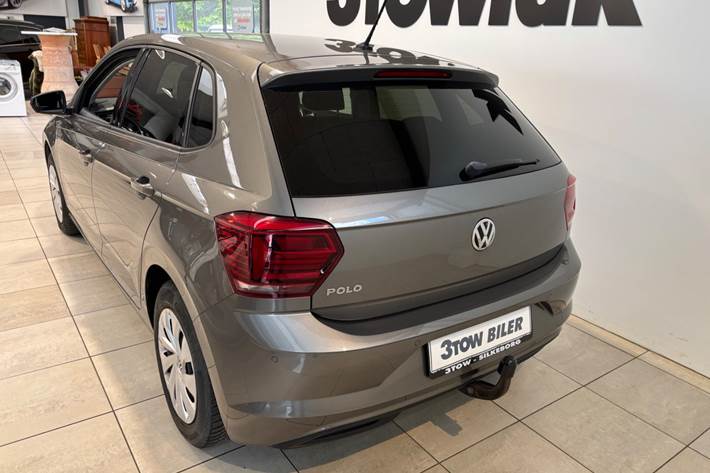Grå VW Polo fra 2020