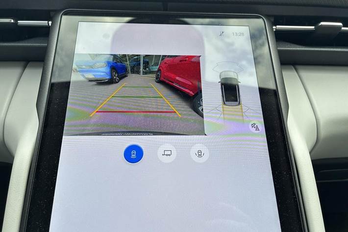 Blå Ford Explorer fra 2025