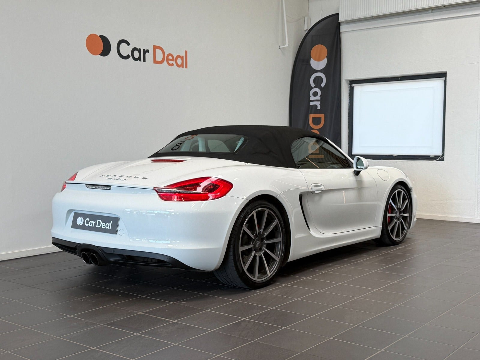 Hvid Porsche Boxster S fra 2013