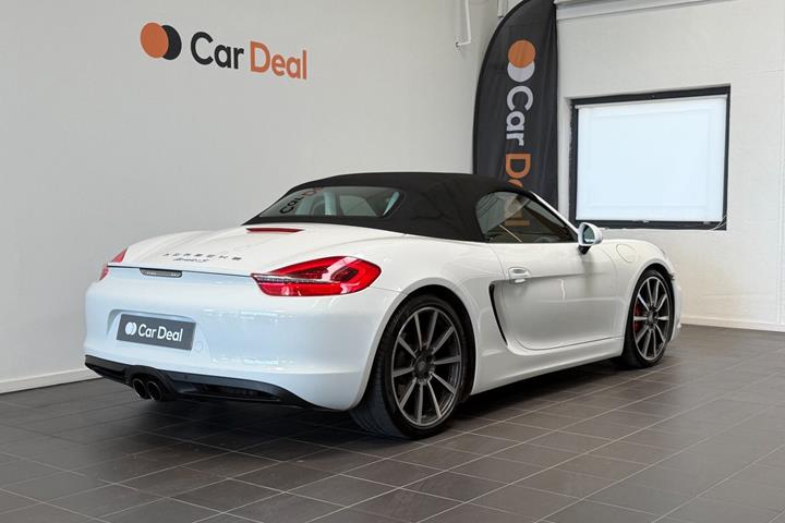 Hvid Porsche Boxster S fra 2013