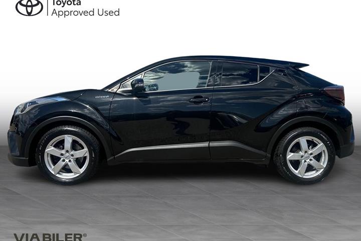 Sort Toyota C-HR fra 2018