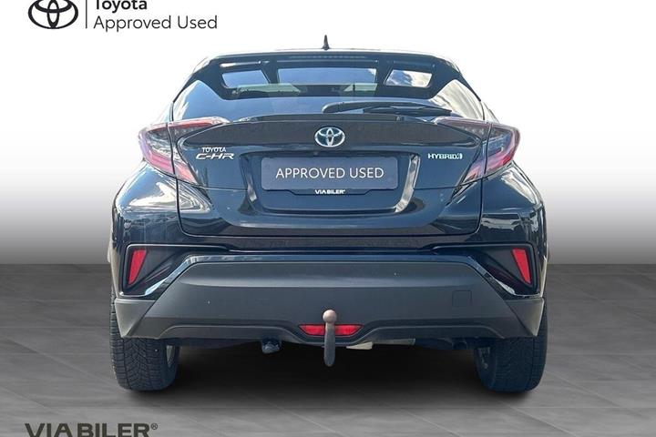 Sort Toyota C-HR fra 2018
