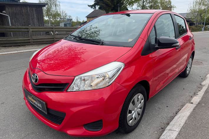undefined Toyota Yaris fra 2011