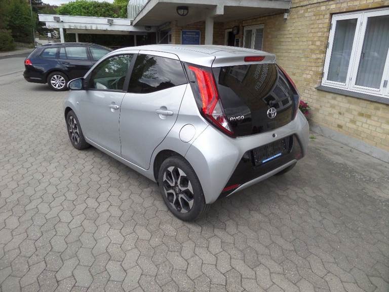 Toyota Aygo 1,0 VVT-i x-press