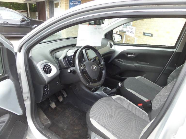 Toyota Aygo 1,0 VVT-i x-press