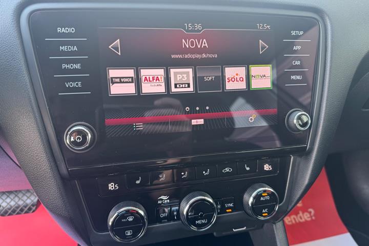 Hvid Skoda Octavia fra 2019