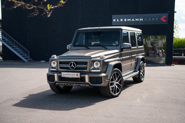 Grå Mercedes G63 fra 2017 set udefra