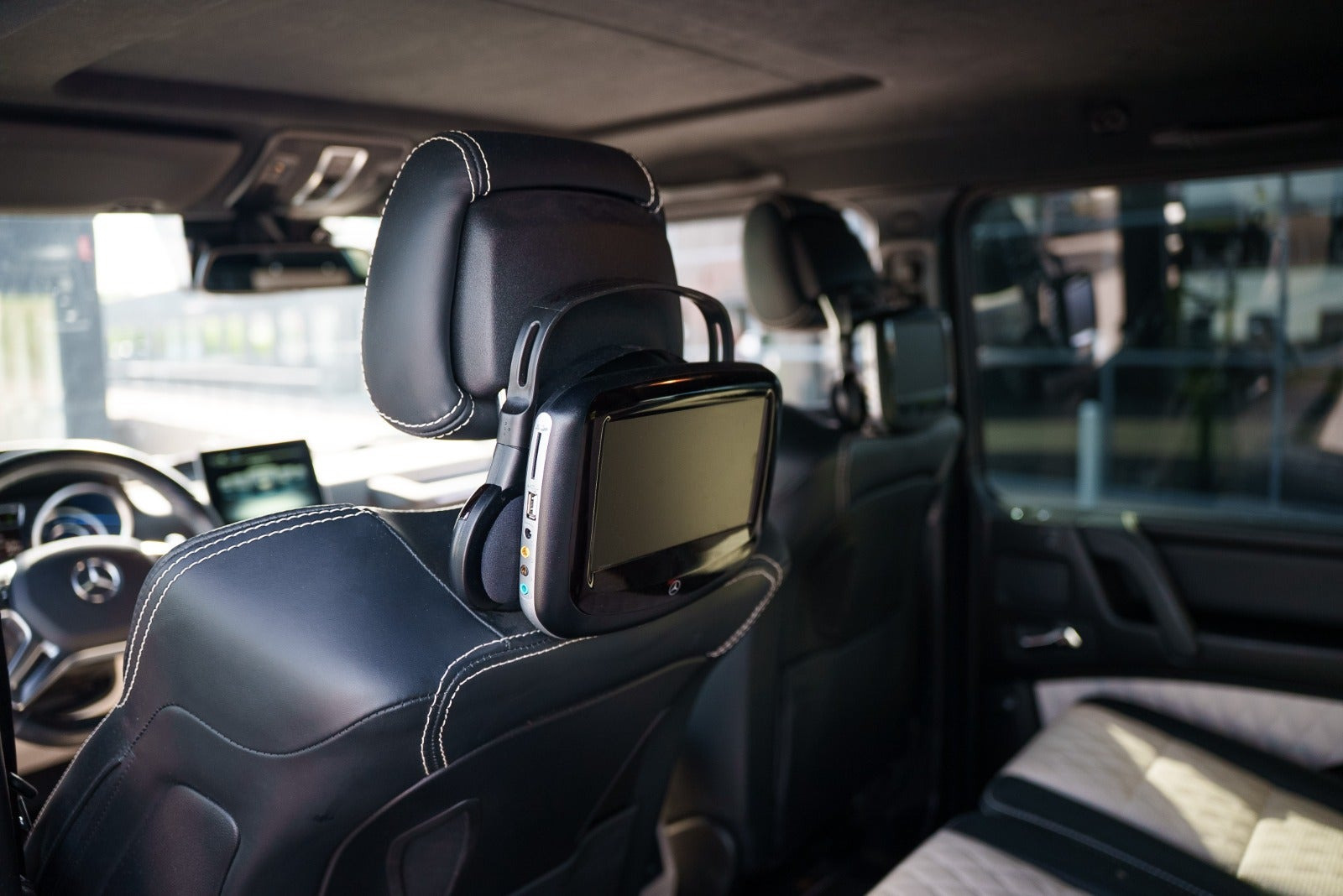 Grå Mercedes G63 fra 2017