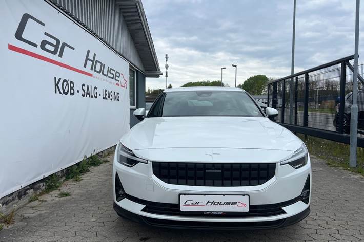Hvid Polestar 2 fra 2023