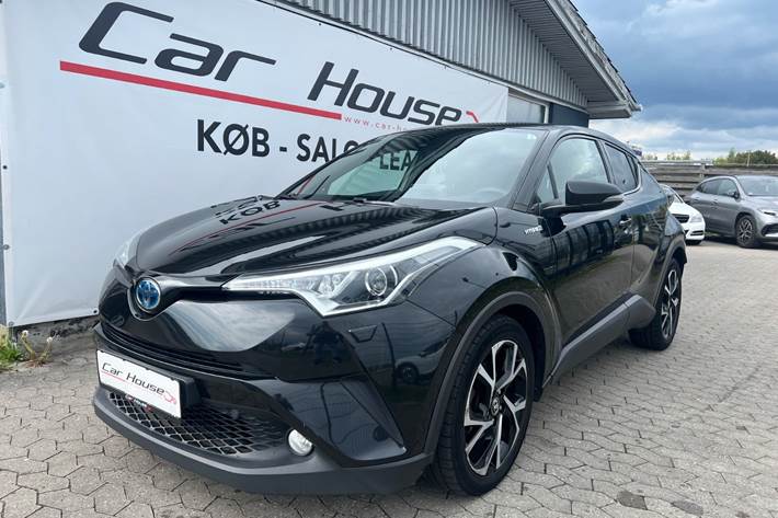 Sort Toyota C-HR fra 2019