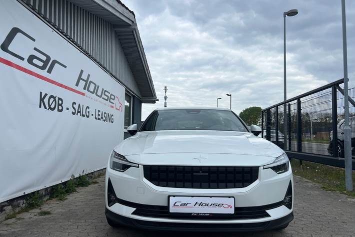 Hvid Polestar 2 fra 2023