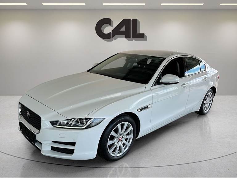 Jaguar XE 2,0 D180 Prestige