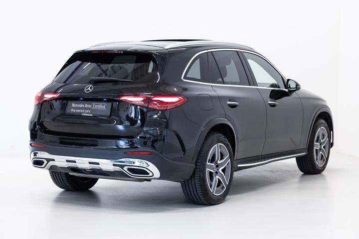 Sort Mercedes GLC400 e fra 2023