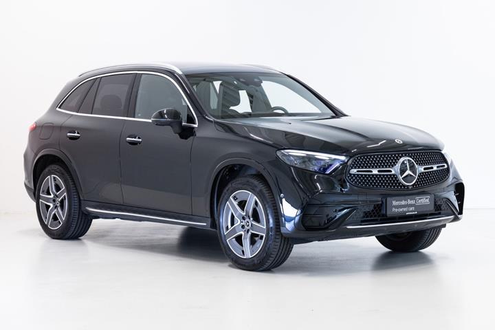 Sort Mercedes GLC400 e fra 2023