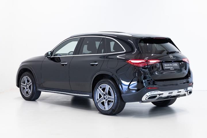 Sort Mercedes GLC400 e fra 2023