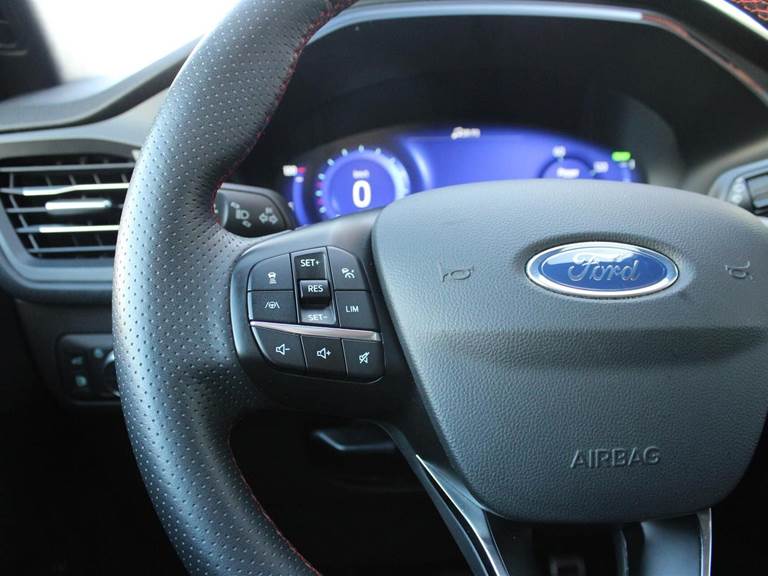 Ford Kuga 2,5 PHEV ST-Line X CVT