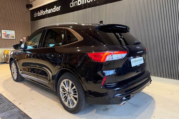 Sort Ford Kuga fra 2021