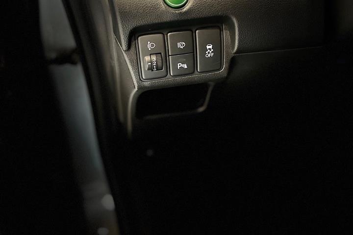 Sølv Honda CR-V fra 2017