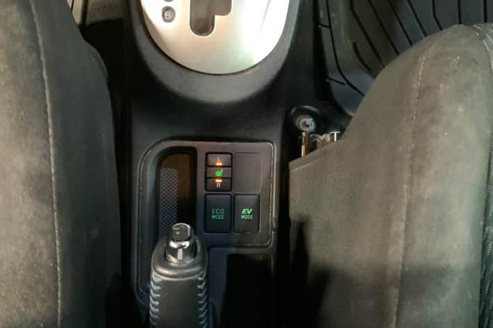 Hvid Toyota Yaris fra 2012