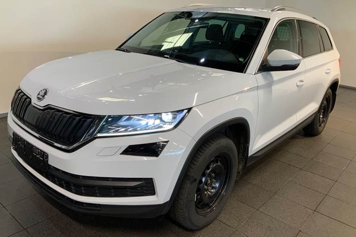 Hvid Skoda Kodiaq fra 2019 set udefra